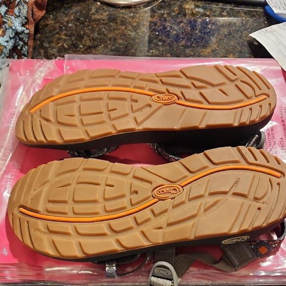 Chaco Women's Gray Strappy Sandals Size 10 EUC - Picture 5 of 6